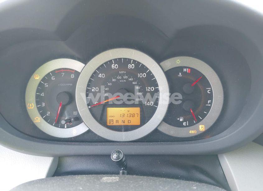 Photo 7 of 2011 Toyota Rav4 (VIN 2T3BF4DV2BW140747)