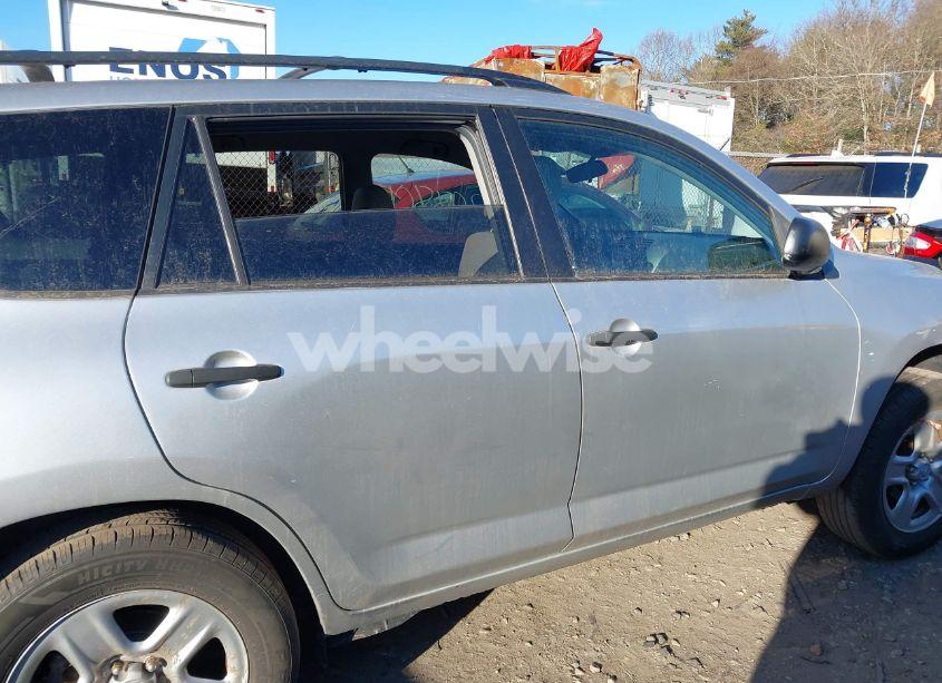 Photo 13 of 2011 Toyota Rav4 (VIN 2T3BF4DV2BW165261)