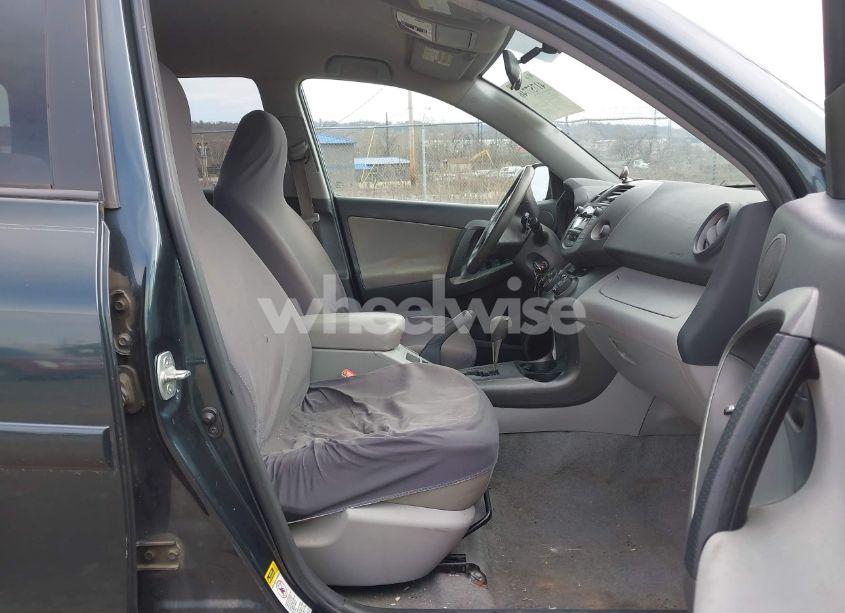 Photo 5 of 2010 Toyota Rav4 (VIN 2T3BF4DV3AW067659)