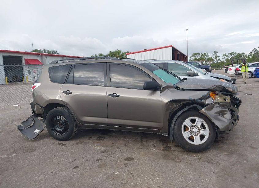 Photo 12 of 2011 Toyota Rav4 (VIN 2T3BF4DV3BW100287)
