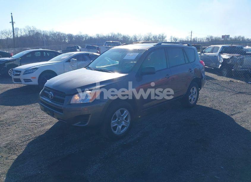 Photo 2 of 2011 Toyota Rav4 (VIN 2T3BF4DV3BW109426)