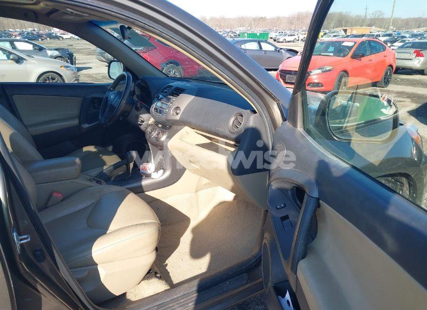 Photo 5 of 2011 Toyota Rav4 (VIN 2T3BF4DV3BW109426)