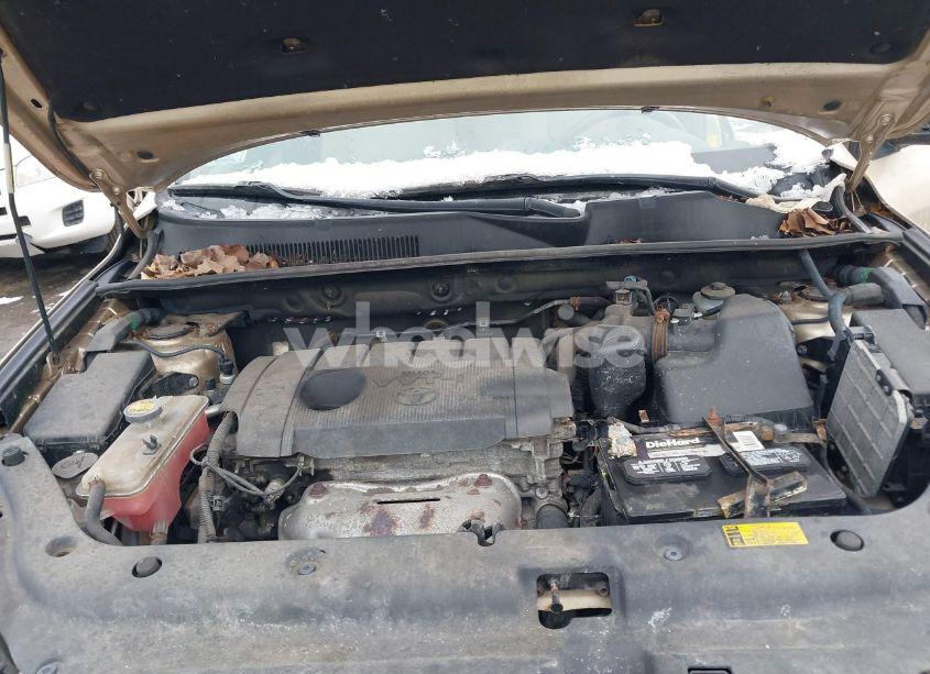 Photo 10 of 2011 Toyota Rav4 (VIN 2T3BF4DV3BW125819)