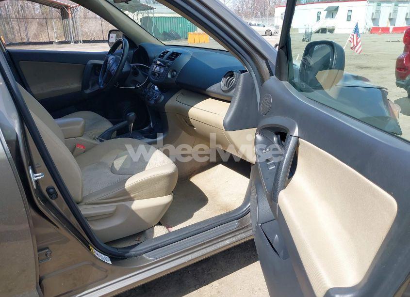 Photo 5 of 2011 Toyota Rav4 (VIN 2T3BF4DV3BW130857)