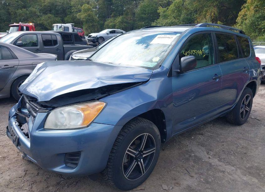 Photo 2 of 2011 Toyota Rav4 (VIN 2T3BF4DV3BW138294)