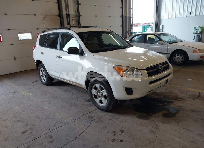 2011 Toyota Rav4 (VIN 2T3BF4DV3BW139820) main photo