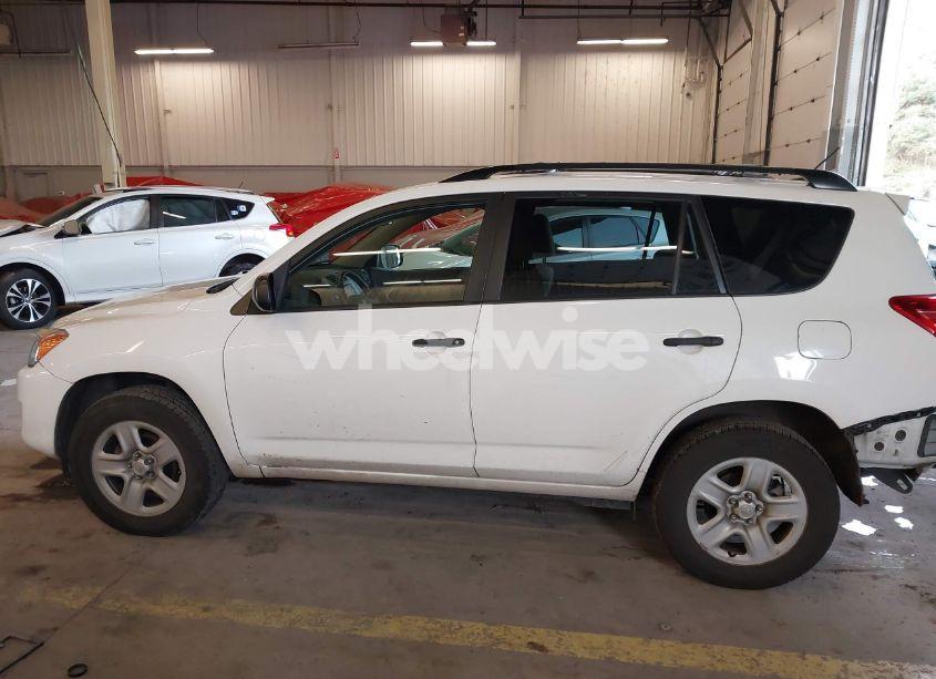 Photo 15 of 2011 Toyota Rav4 (VIN 2T3BF4DV3BW139820)