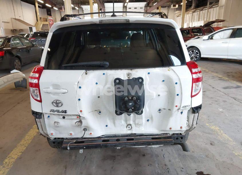 Photo 6 of 2011 Toyota Rav4 (VIN 2T3BF4DV3BW139820)