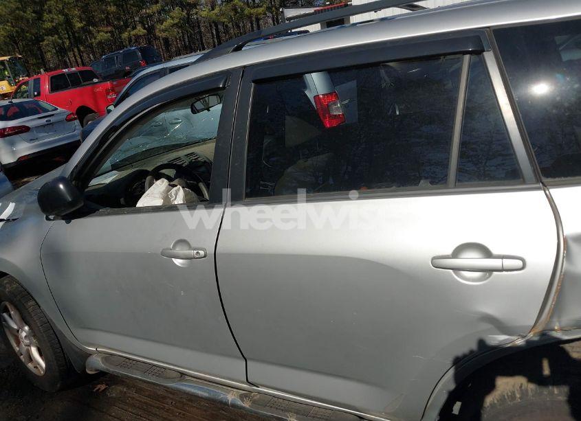 Photo 13 of 2011 Toyota Rav4 (VIN 2T3BF4DV3BW141972)