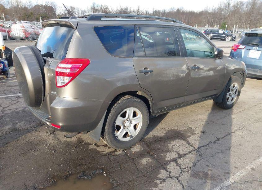 Photo 4 of 2011 Toyota Rav4 (VIN 2T3BF4DV3BW147769)