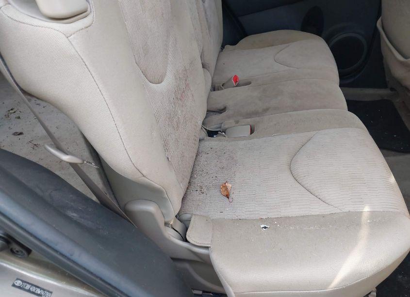 Photo 8 of 2011 Toyota Rav4 (VIN 2T3BF4DV3BW147769)