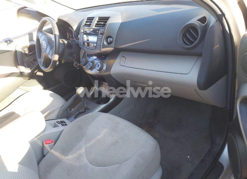 Photo 5 of 2011 Toyota Rav4 (VIN 2T3BF4DV3BW174518)