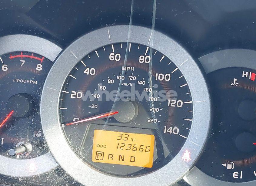 Photo 7 of 2011 Toyota Rav4 (VIN 2T3BF4DV3BW176771)