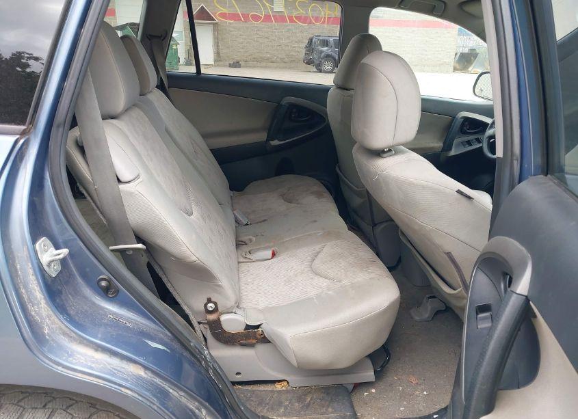 Photo 8 of 2011 Toyota Rav4 (VIN 2T3BF4DV4BW166136)