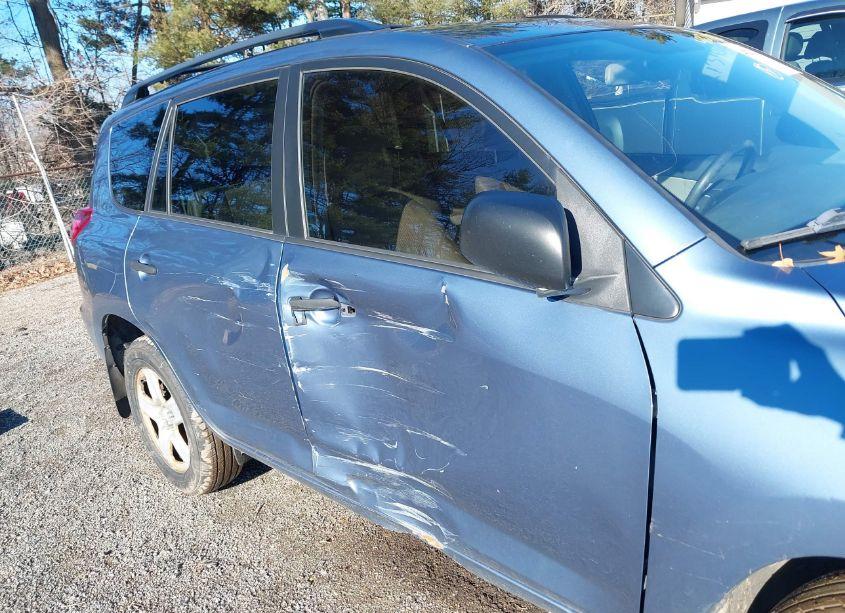 Photo 6 of 2011 Toyota Rav4 (VIN 2T3BF4DV4BW173605)