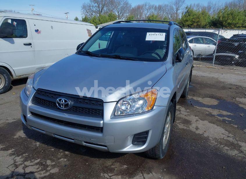 Photo 2 of 2012 Toyota Rav4 (VIN 2T3BF4DV4CW225753)