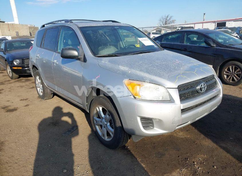 2012 Toyota Rav4 (VIN 2T3BF4DV4CW242648) main photo