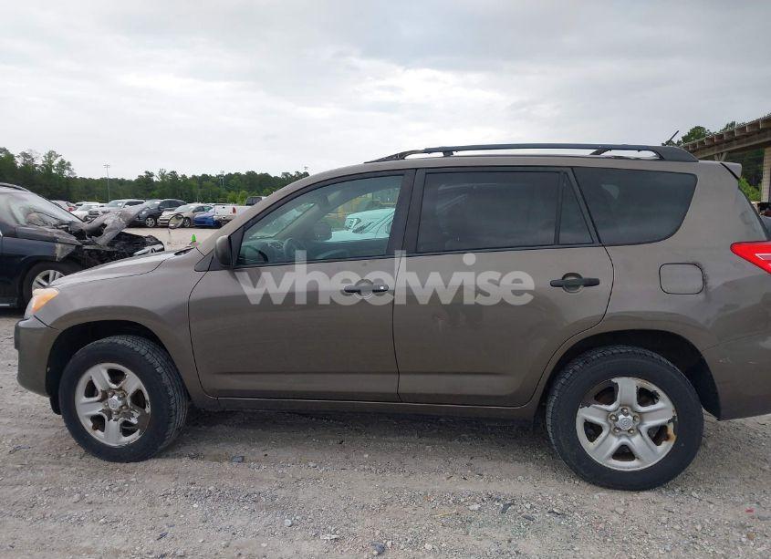 Photo 14 of 2010 Toyota Rav4 (VIN 2T3BF4DV5AW038440)