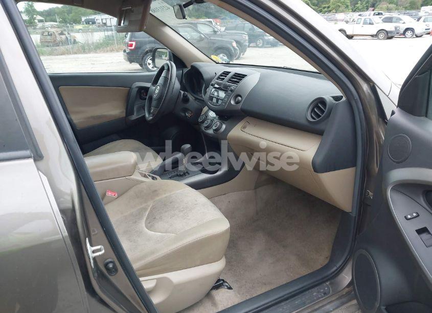 Photo 5 of 2010 Toyota Rav4 (VIN 2T3BF4DV5AW038440)