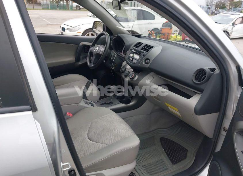 Photo 5 of 2010 Toyota Rav4 (VIN 2T3BF4DV5AW057988)