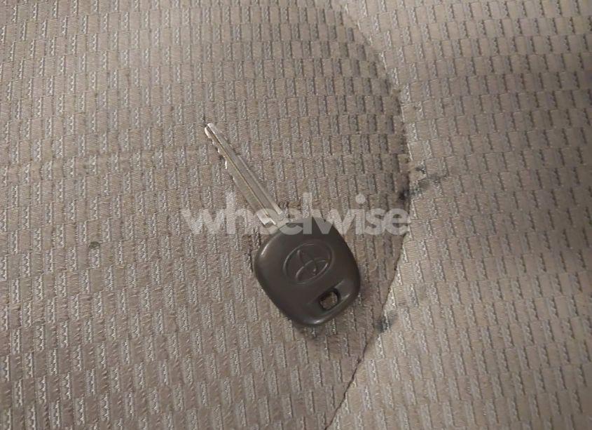 Photo 11 of 2011 Toyota Rav4 (VIN 2T3BF4DV5BW084741)