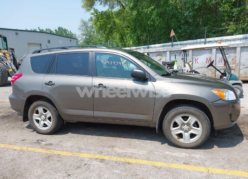 Photo 13 of 2011 Toyota Rav4 N/A (VIN 2T3BF4DV5BW106091)