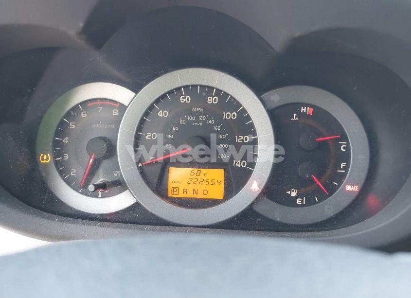 Photo 7 of 2011 Toyota Rav4 (VIN 2T3BF4DV5BW117799)