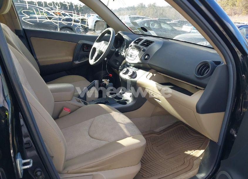 Photo 5 of 2011 Toyota Rav4 (VIN 2T3BF4DV5BW149412)