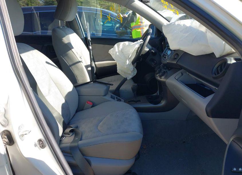 Photo 5 of 2011 Toyota Rav4 (VIN 2T3BF4DV5BW159759)