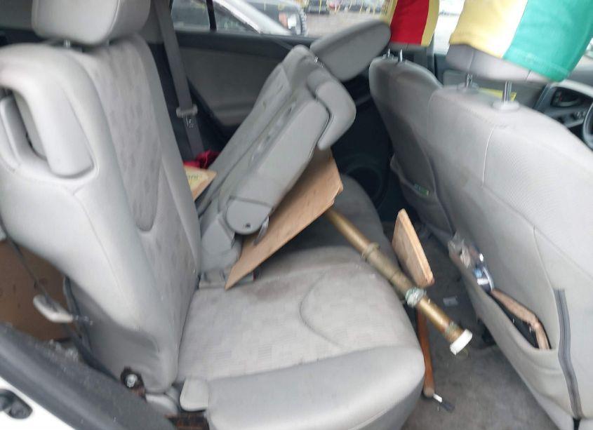 Photo 8 of 2012 Toyota Rav4 (VIN 2T3BF4DV5CW250922)