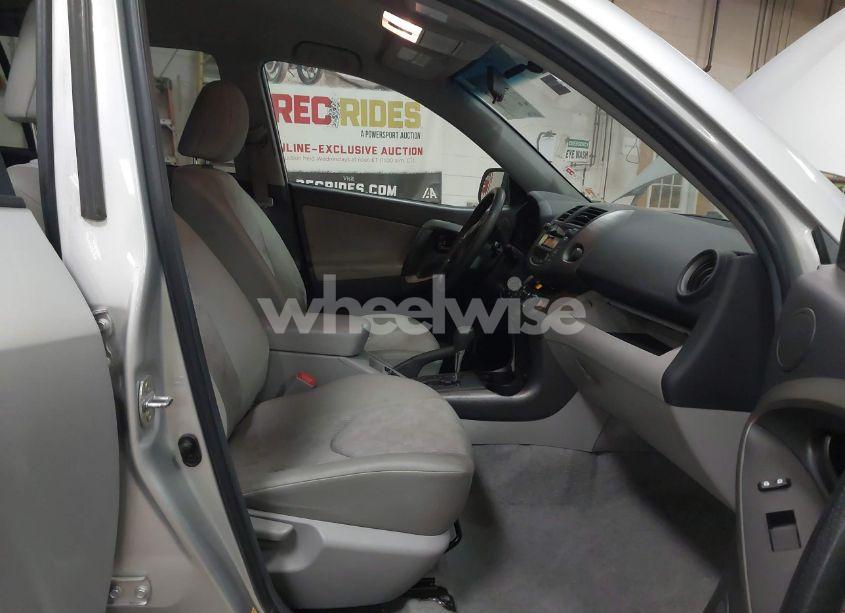 Photo 5 of 2010 Toyota Rav4 (VIN 2T3BF4DV6AW041346)