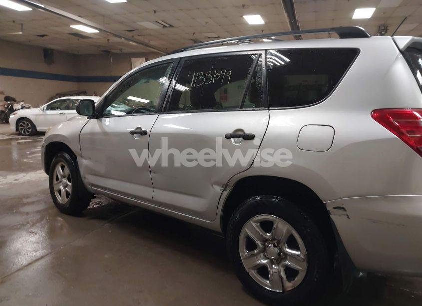 Photo 6 of 2010 Toyota Rav4 (VIN 2T3BF4DV6AW041346)