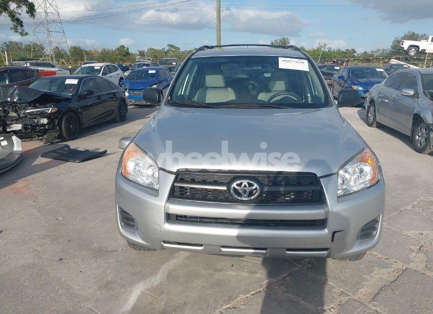 Photo 13 of 2011 Toyota Rav4 (VIN 2T3BF4DV6BW085428)