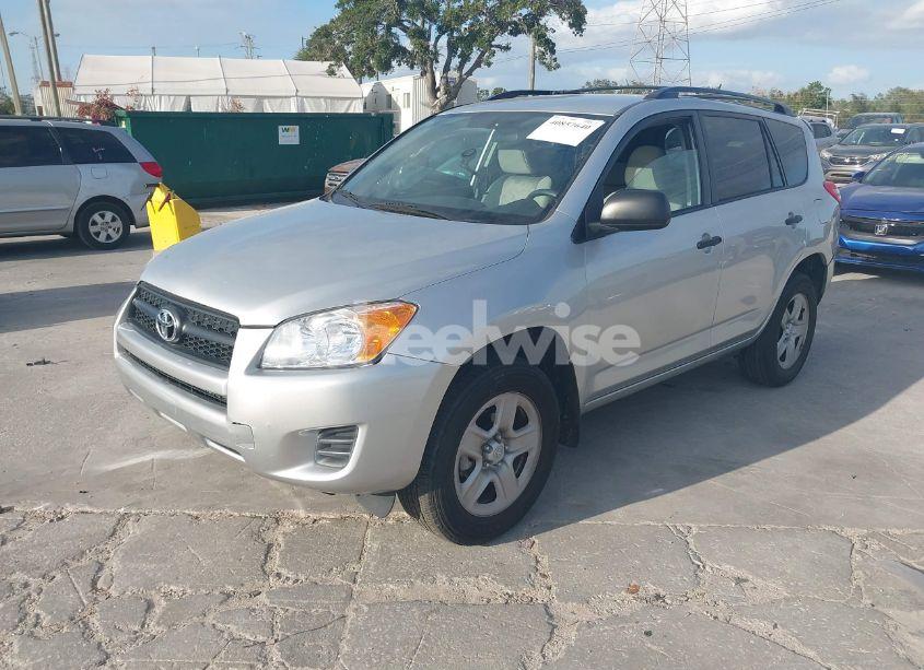 Photo 2 of 2011 Toyota Rav4 (VIN 2T3BF4DV6BW085428)