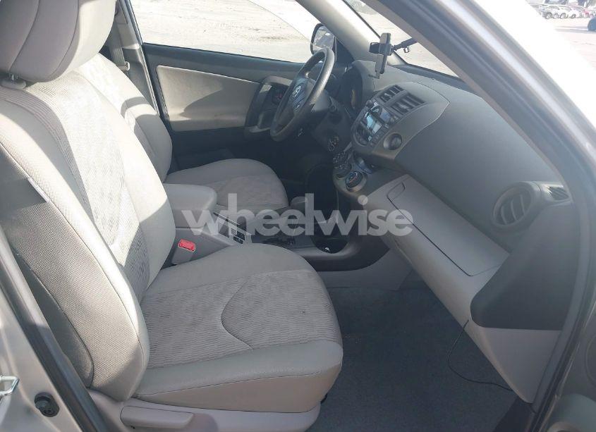 Photo 5 of 2011 Toyota Rav4 (VIN 2T3BF4DV6BW085428)