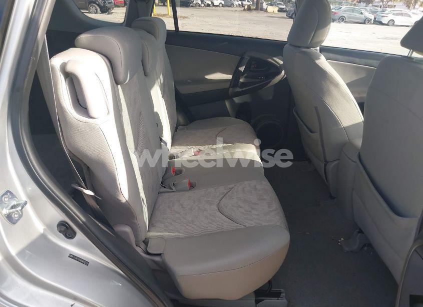 Photo 8 of 2011 Toyota Rav4 (VIN 2T3BF4DV6BW085428)