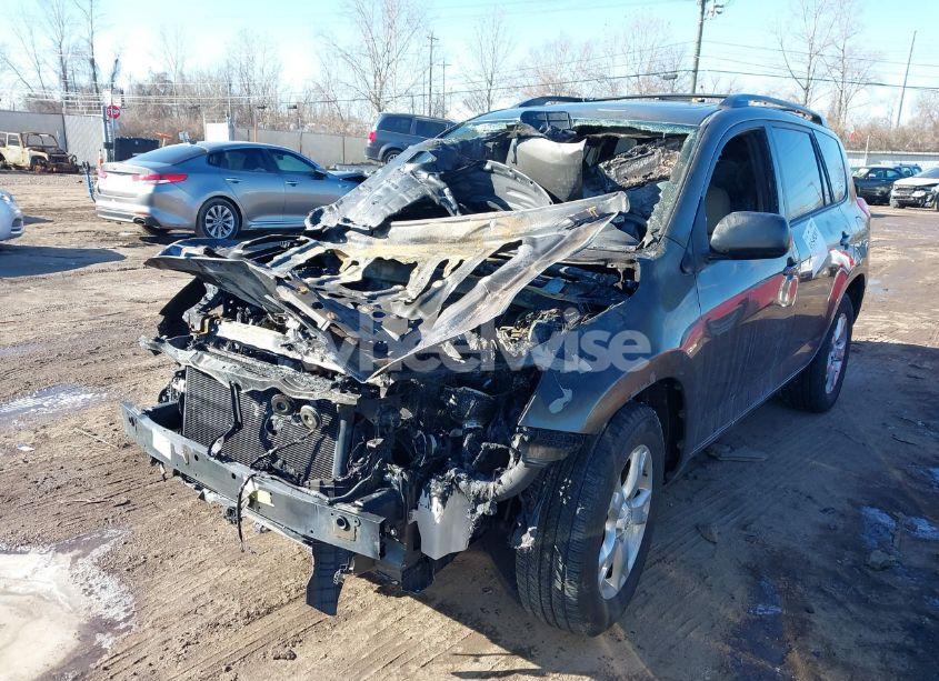 Photo 2 of 2011 Toyota Rav4 (VIN 2T3BF4DV6BW097370)