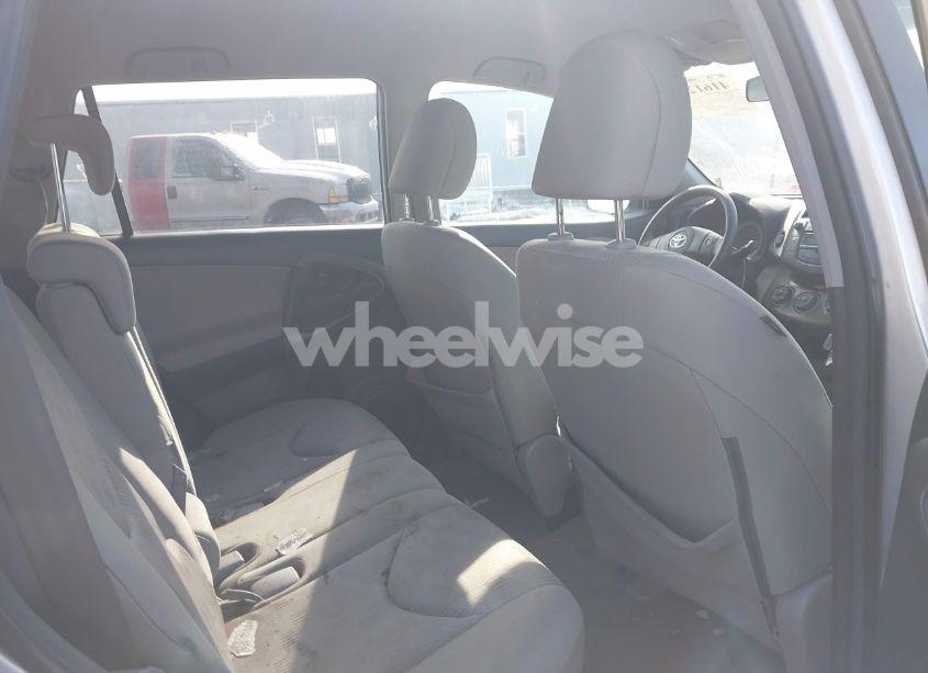 Photo 8 of 2011 Toyota Rav4 (VIN 2T3BF4DV6BW112109)