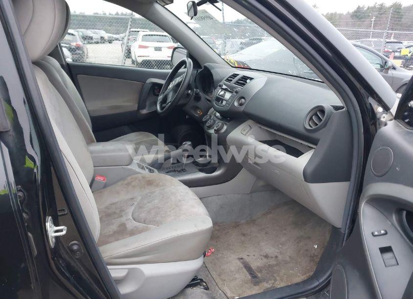 Photo 5 of 2011 Toyota Rav4 (VIN 2T3BF4DV6BW155784)