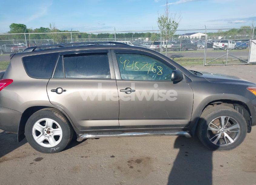 Photo 13 of 2011 Toyota Rav4 (VIN 2T3BF4DV7BW096731)