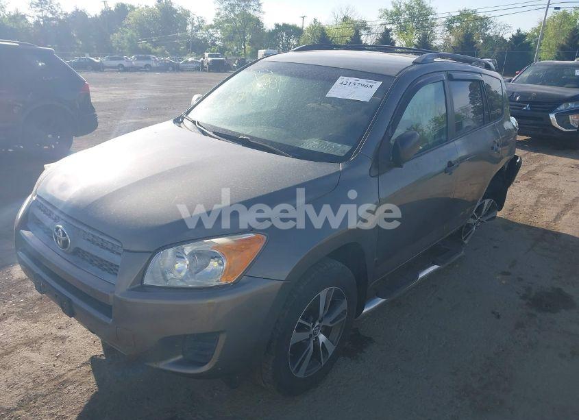 Photo 2 of 2011 Toyota Rav4 (VIN 2T3BF4DV7BW096731)