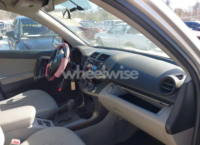 Photo 5 of 2011 Toyota Rav4 (VIN 2T3BF4DV7BW114483)