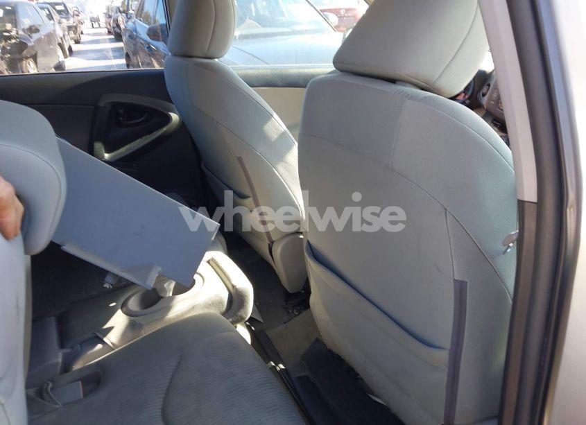 Photo 8 of 2011 Toyota Rav4 (VIN 2T3BF4DV7BW114483)