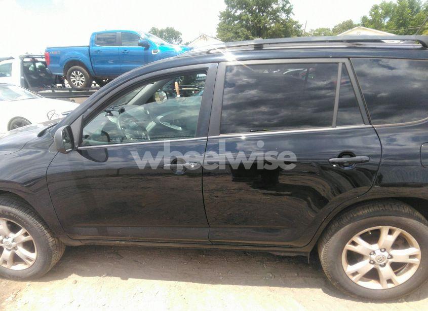 Photo 14 of 2011 Toyota Rav4 (VIN 2T3BF4DV7BW128819)