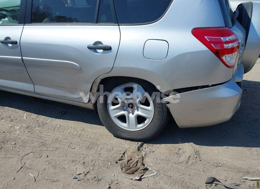 Photo 6 of 2011 Toyota Rav4 (VIN 2T3BF4DV7BW146138)