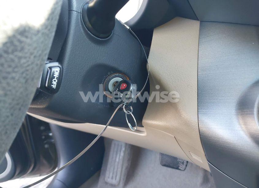 Photo 11 of 2011 Toyota Rav4 (VIN 2T3BF4DV7BW154921)