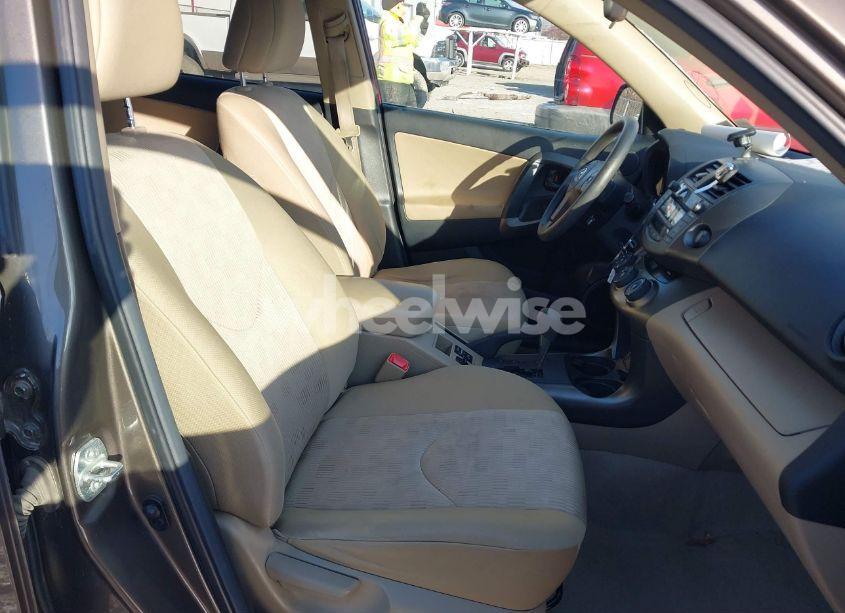 Photo 5 of 2011 Toyota Rav4 (VIN 2T3BF4DV7BW154921)