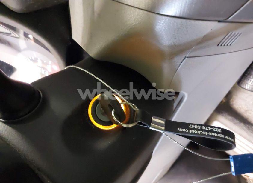 Photo 11 of 2011 Toyota Rav4 (VIN 2T3BF4DV7BW164025)