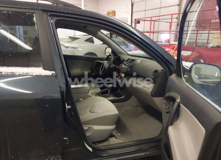 Photo 5 of 2011 Toyota Rav4 (VIN 2T3BF4DV7BW164025)