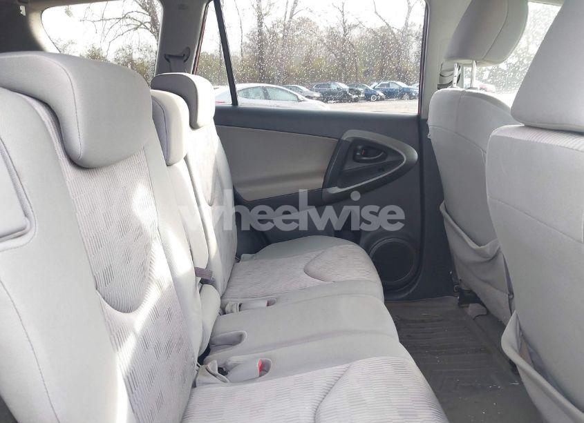 Photo 8 of 2011 Toyota Rav4 (VIN 2T3BF4DV8BW087911)